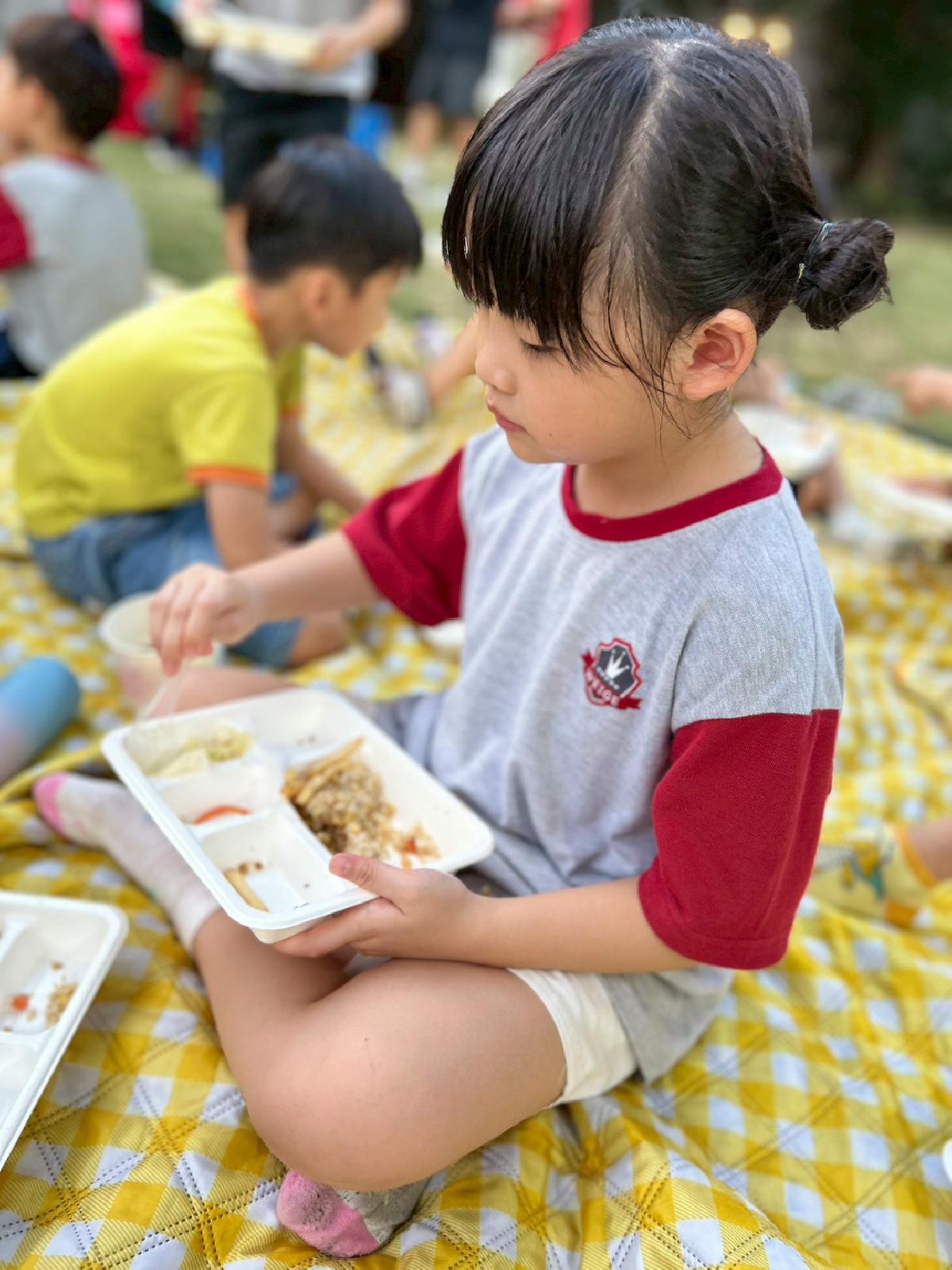 line_album_夜宿營活動_250818_841 line_album_夜宿營活動_250818_841