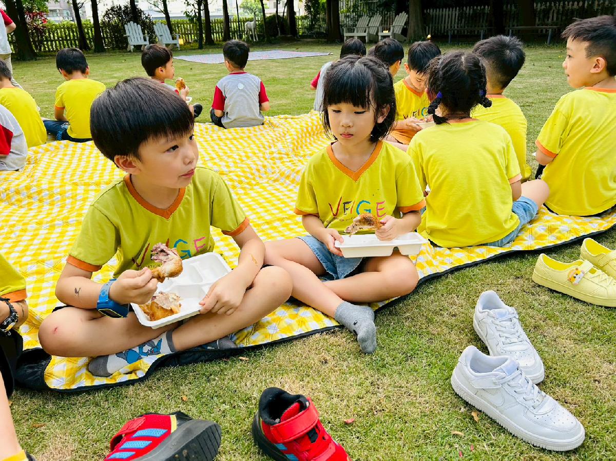 line_album_夜宿營活動_250818_812 line_album_夜宿營活動_250818_812